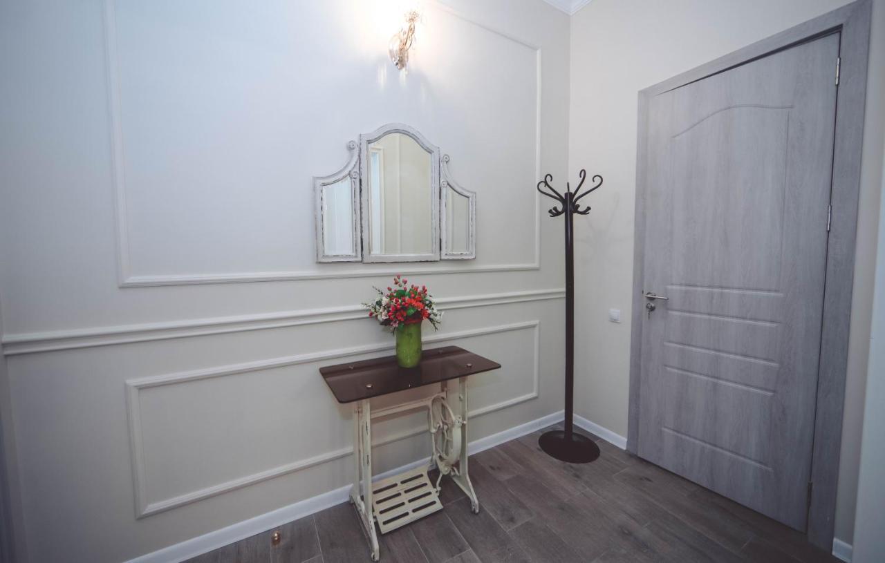 Apartamento Under The Mountain Tiflis Exterior foto